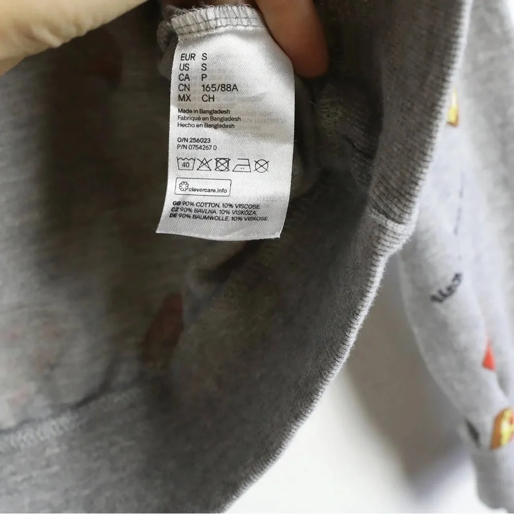 H&M Pizza print pullover fast food fun top grey fries over guys breakup cotton S - Picture 6 of 6